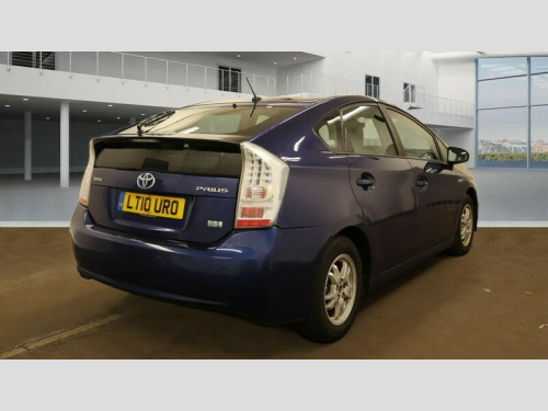 Toyota Prius  1.8 VVT-h T3 Hatchback 5dr Petrol Hybrid CVT Euro 5 (s/s) (136 ps)