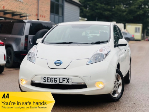 Nissan Leaf  30kWh Acenta Hatchback 5dr Electric Auto (109 bhp)