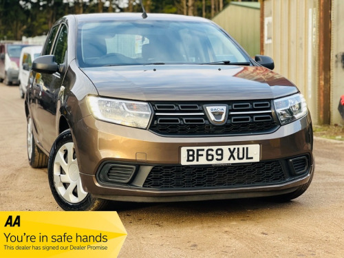 Dacia Sandero  0.9 TCe Essential Hatchback 5dr Petrol Manual Euro 6 (s/s) (90 ps)