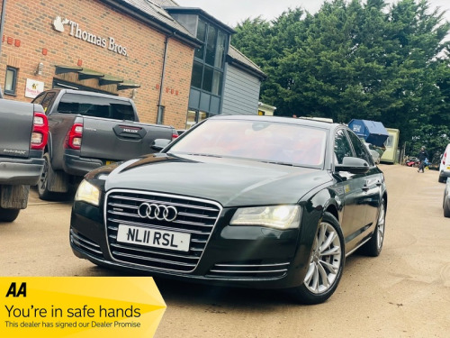 Audi A8  4.2 TDI V8 Executive SE Saloon 4dr Diesel Tiptronic quattro Euro 5 (350 ps)