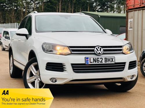 Volkswagen Touareg  3.0 TDI V6 BlueMotion Tech SE SUV 5dr Diesel Tiptronic 4WD Euro 5 (s/s) (24