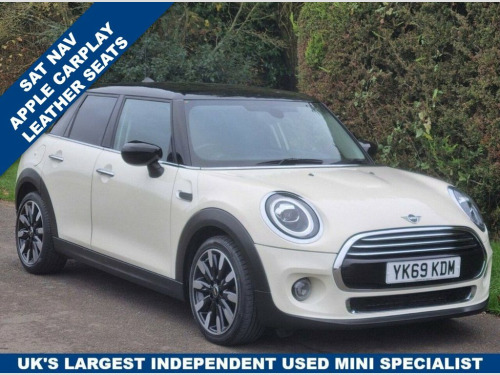 MINI Hatch  1.5 Cooper Exclusive Hatchback 5dr Petrol Steptron