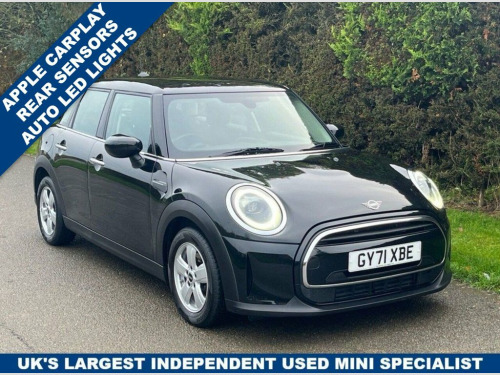 MINI Hatch  1.5 Cooper Classic Hatchback 5dr Petrol Manual Eur