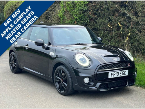 MINI Hatch  2.0 Cooper S Sport Hatchback 3dr Petrol Manual Eur