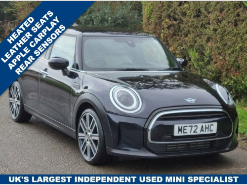 MINI Hatch  1.5 Cooper Exclusive Hatchback 5dr Petrol Steptron