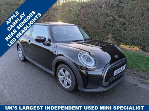 MINI Hatch  1.5 Cooper Classic Hatchback 3dr Petrol Manual Eur