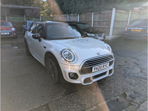 MINI Hatch  1.5 Cooper Sport Hatchback 5dr Petrol Steptronic E