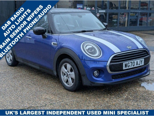 MINI Hatch  1.5 Cooper Classic Hatchback 5dr Petrol Manual Eur 