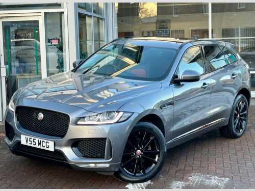 Jaguar F-PACE  2.0 D180 Chequered Flag SUV 5dr Diesel Auto AWD Eu