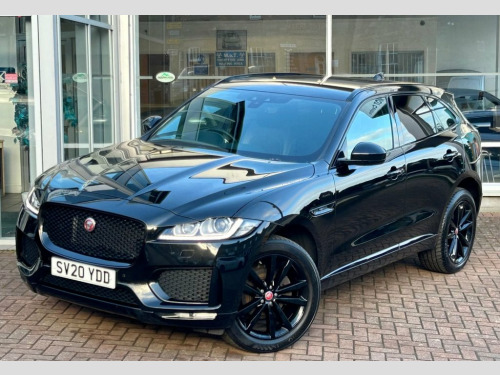 Jaguar F-PACE  2.0 D180 Chequered Flag SUV 5dr Diesel Auto AWD Eu