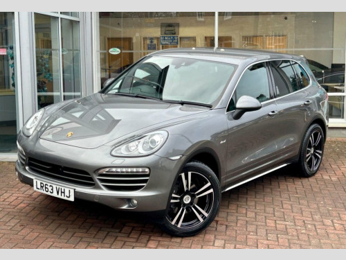 Porsche Cayenne  3.0 TD V6 SUV 5dr Diesel Tiptronic 4WD Euro 5 (s/s