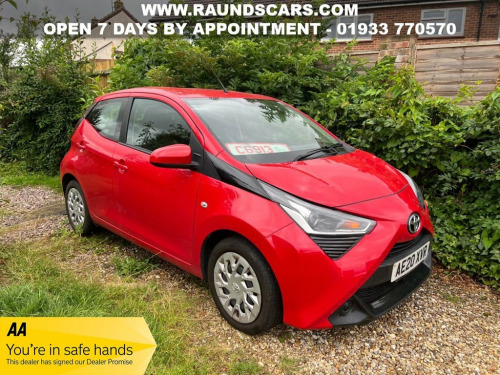 Toyota AYGO  1.0 VVT-I X-PLAY X-SHIFT 5d 69 BHP