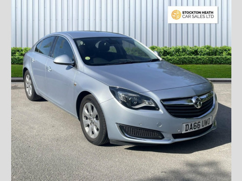 Vauxhall Insignia  2.0 CDTi ecoFLEX Tech Line Hatchback 5dr Diesel Ma