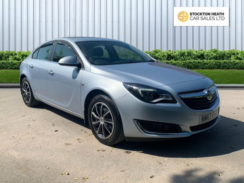 Vauxhall Insignia  1.6 CDTi Design Hatchback 5dr Diesel Auto Euro 6 (
