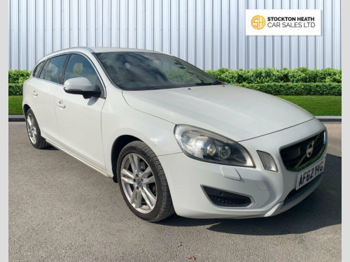 Volvo V60  2.0 D3 SE Lux Nav Estate 5dr Diesel Geartronic Eur