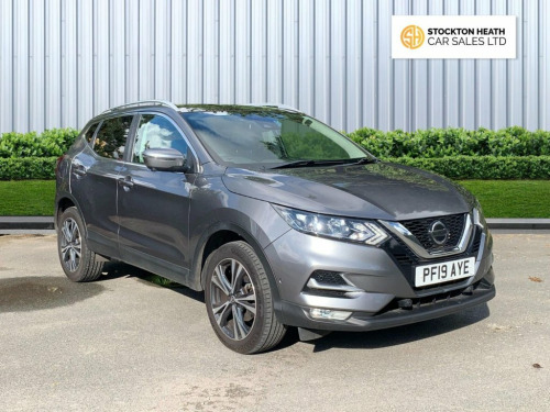 Nissan Qashqai  1.3 DIG-T N-Connecta SUV 5dr Petrol Manual Euro 6 