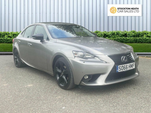 Lexus IS  2.5 300h Sport Saloon 4dr Petrol Hybrid E-CVT Euro