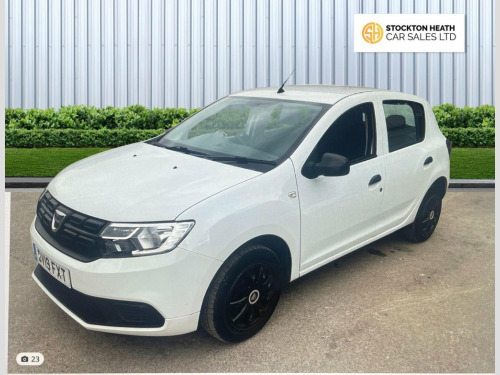 Dacia Sandero  0.9 TCe Essential Hatchback 5dr Petrol Manual Euro