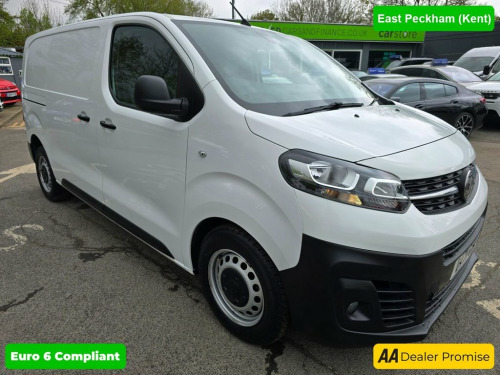 Vauxhall Vivaro  1.5 L1H1 F2900 DYNAMIC S/S 101 BHP IN WHITE WITH 5