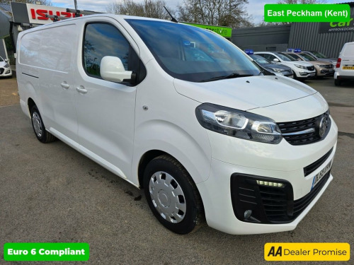 Vauxhall Vivaro  1.5 L2H1 2900 SPORTIVE S/S 101 BHP IN  WHITE WITH 