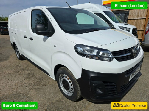 Vauxhall Vivaro  1.5 L2H1 F2900 DYNAMIC S/S 101 BHP IN WHITE WITH 4