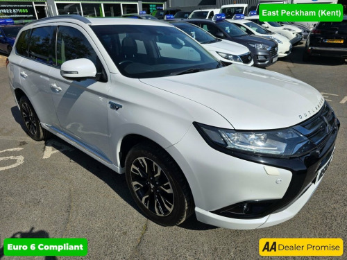 Mitsubishi Outlander  2.0 PHEV 4HS 5d 200 BHP IN WHITE WITH 61,000 MILES