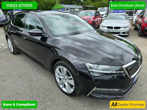 Skoda Superb  1.4 SE L IV DSG 5d 215 BHP IN BLACK WITH 50,000 MI