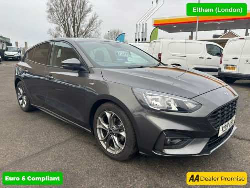 Ford Focus  1.0T ECOBOOST ST-LINE IN GREY WITH 52,500 MILES AN