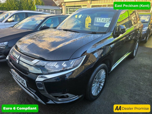 Mitsubishi Outlander  2.4h TWINMOTOR 13.8kWh DYNAMIC SAFETY SUV IN BLACK