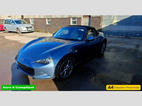 Mazda MX-5  2.0 SKYACTIV-G SPORT NAV CONVERTIBLE IN BLUE WITH 