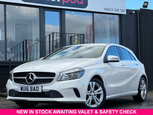 Mercedes-Benz A-Class  1.5 A180d Sport (Executive) Hatchback 5dr Diesel M