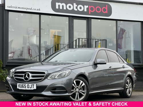 Mercedes-Benz E-Class E220 2.1 E220 BlueTEC SE Saloon 4dr Diesel G-Tronic+ Eu