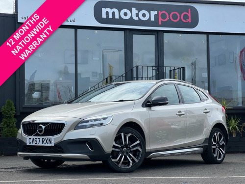 Volvo V40  2.0 D3 Pro Hatchback 5dr Diesel Manual Euro 6 (s/s
