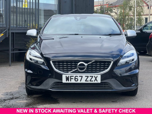 Volvo V40  2.0 D2 R-Design Nav Plus Hatchback 5dr Diesel Manu