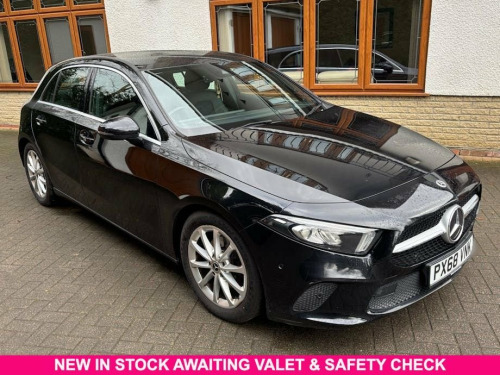 Mercedes-Benz A-Class  1.5 A180d Sport (Executive) Hatchback 5dr Diesel 7 