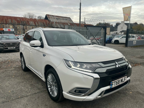 Mitsubishi Outlander  2.4h TwinMotor 13.8kWh 4h CVT 4WD Euro 6 (s/s) 5dr