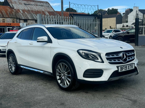 Mercedes-Benz GLA-Class GLA180 GLA 180 AMG LINE EDITION 5-Door