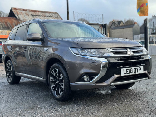 Mitsubishi Outlander  2.0 Outlander 4hs PHEV CVT 4WD 5dr 