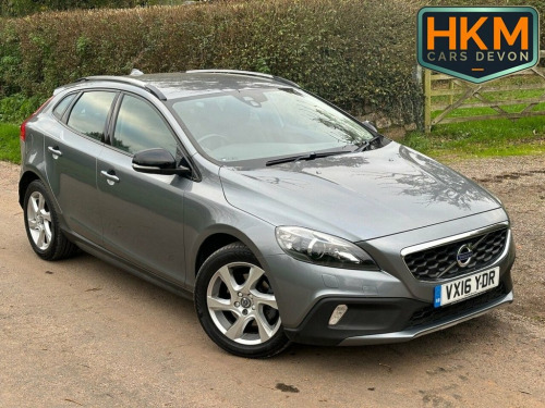 Volvo V40  1.6 D2 Lux Nav Hatchback 5dr Diesel Manual Euro 5 