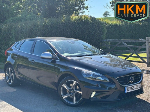 Volvo V40  2.0 D2 R-Design Lux Nav Hatchback 5dr Diesel Manua