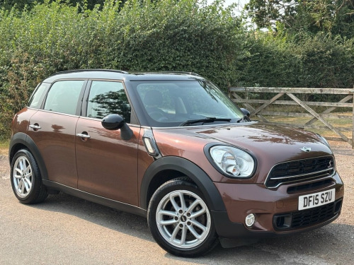 MINI Countryman  2.0 Cooper SD SUV 5dr Diesel Auto Euro 5 (143 ps)
