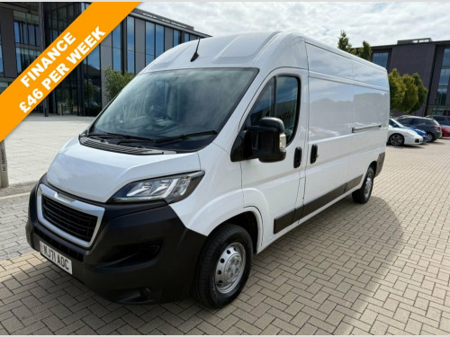 Peugeot Boxer  2.2 BlueHDi 335 Professional Panel Van 5dr Diesel 