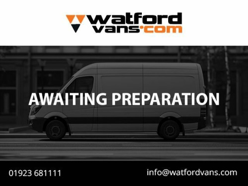 Vauxhall Vivaro  2900 DYNAMIC EU6 S/S L2 H1 100ps *AIRCON*SENSORS*E 