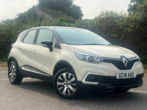 Renault Captur  0.9 PLAY TCE 5d 89 BHP