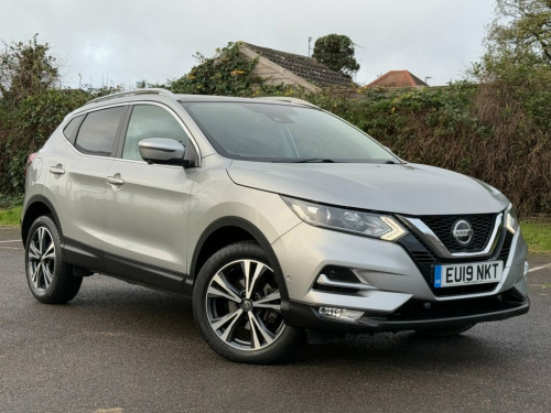 Nissan Qashqai  1.5 dCi N-Connecta SUV 5dr Diesel Manual Euro 6 (s