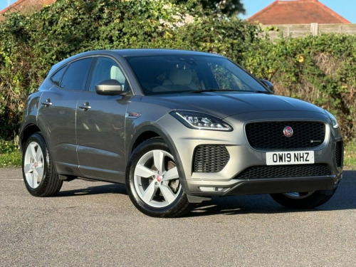 Jaguar E-PACE  2.0 D150 R-Dynamic SE SUV 5dr Diesel Auto AWD Euro