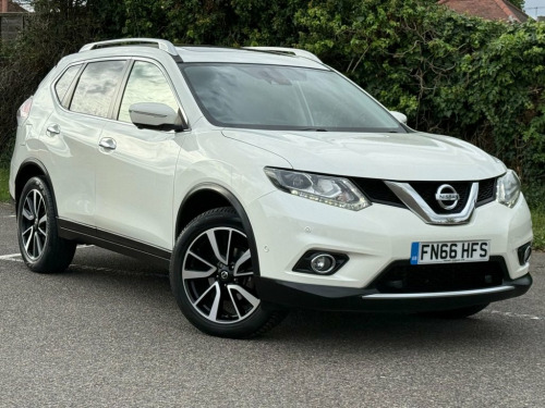 Nissan X-Trail  1.6 dCi Tekna SUV 5dr Diesel XTRON Euro 6 (s/s) (1 