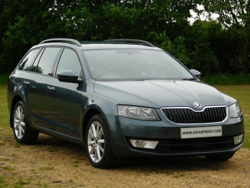 Skoda Octavia  2.0 TDI Elegance Estate 5dr Diesel DSG Euro 5 (s/s