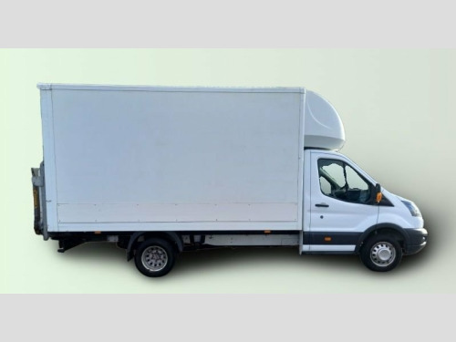 Ford Transit  2.0 350 EcoBlue Luton DRW Cab 2dr Diesel Manual RW 
