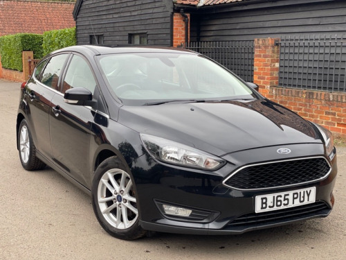 Ford Focus  1.6 Zetec Hatchback 5dr Petrol Powershift Euro 6 (125 ps)